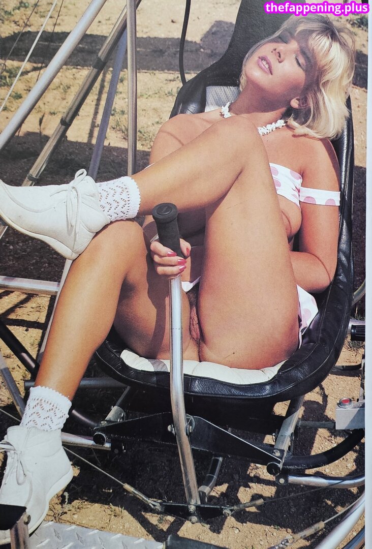 1980'S & Early 90'S Page 3 Girls / GlamourTeaJames / https: / mariawhittaker Фото обнажённых OnlyFans #507