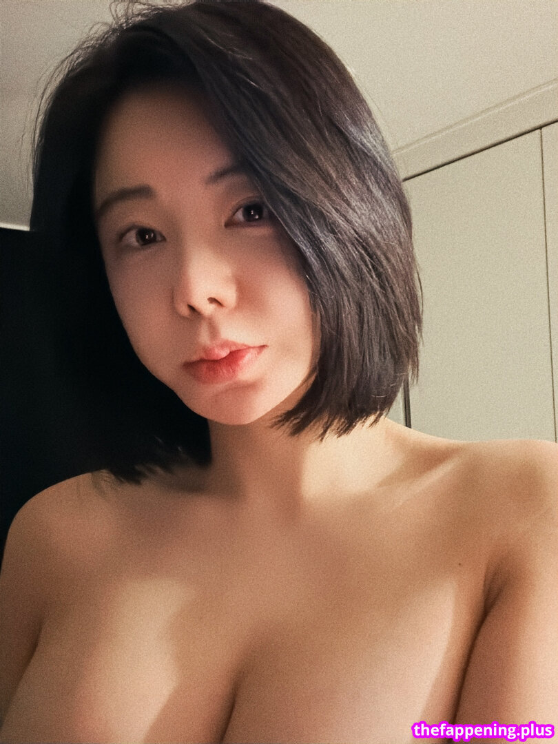 6767.28 Фото обнажённых OnlyFans #2