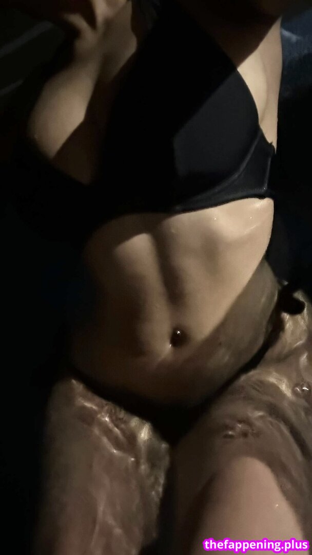 Aaliyeezy / theallierae Naken OnlyFans Foto #398