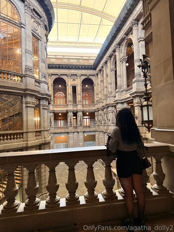 agatha_dolly2