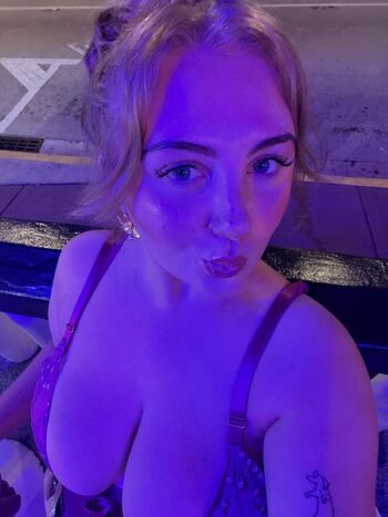 Alyssaholmes6969