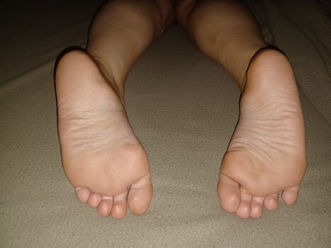 Amateur Foot Fetish Content