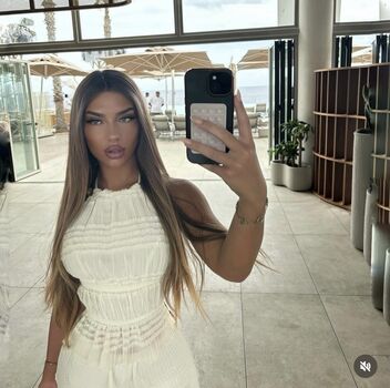 Amber Kayrouz