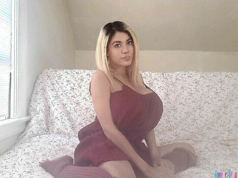 amberalenaxxx