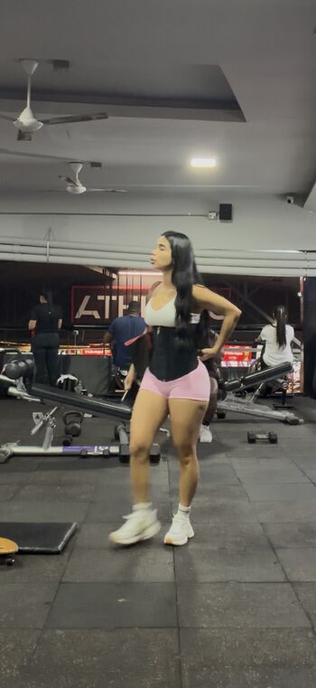 angielorenna717