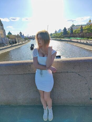 anita_raev