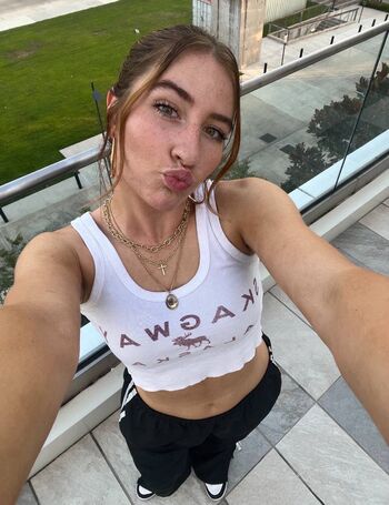 Anna Amara