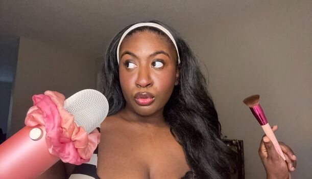 Arianna Whispers