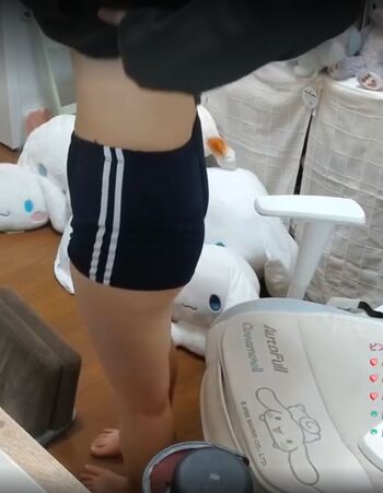Asian Streamers