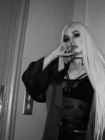 Ava Max