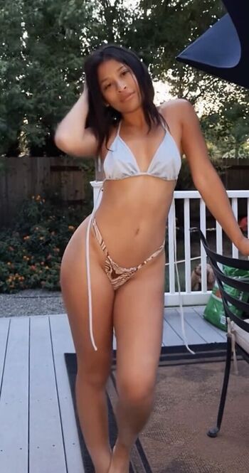 Ava Yulisa