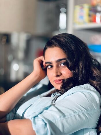 Ayesha Khan