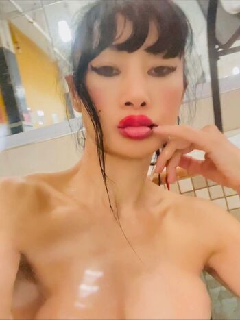 Bai Ling