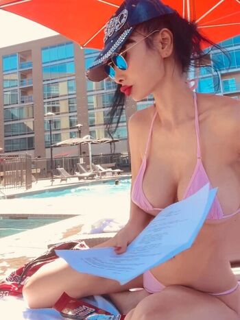 Bai Ling