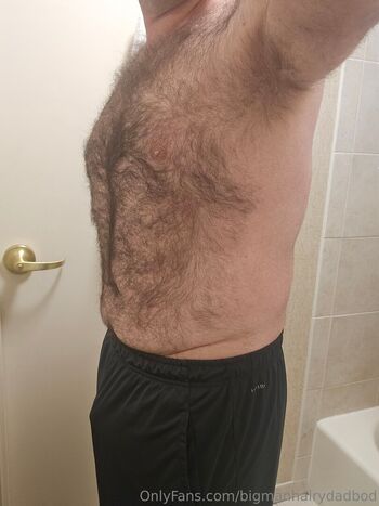 bigmanhairydadbod