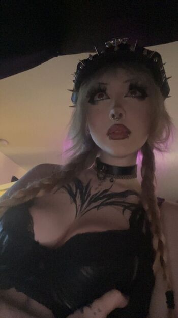bruisedvioletx