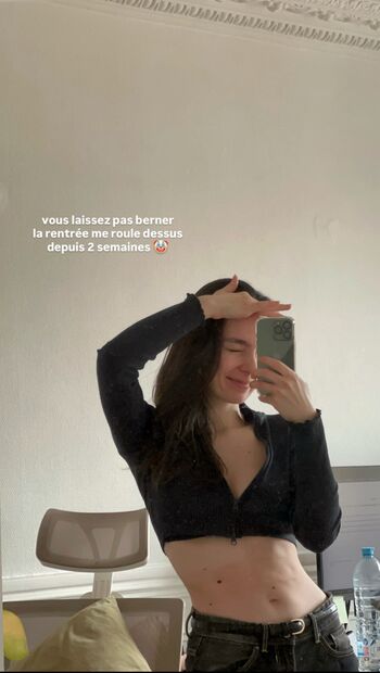 Clara Runaway