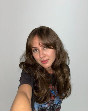 Claralremkova_ Clara Lemkova