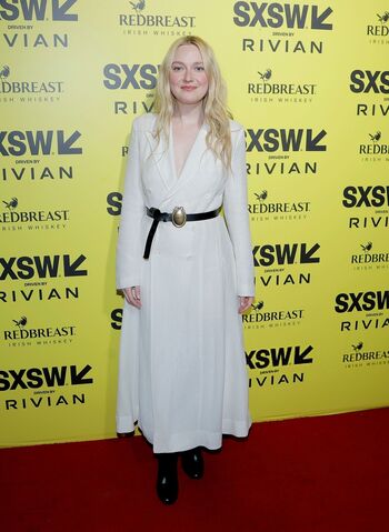 Dakota Fanning