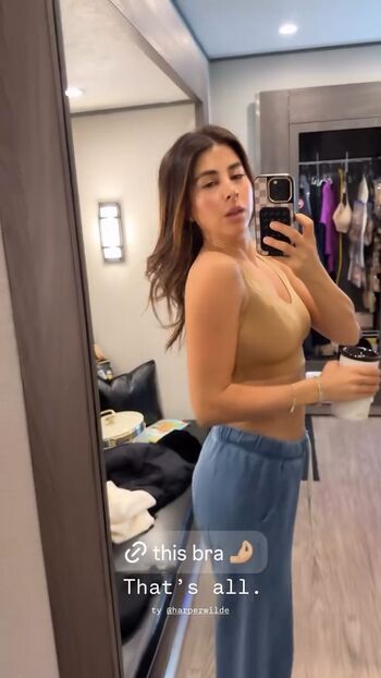 Daniella Monet