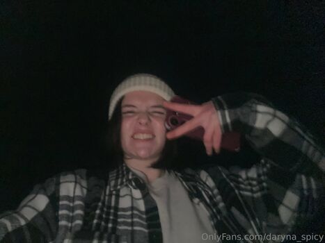 daryna_spicy