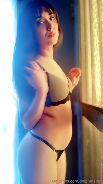 delphinedoll