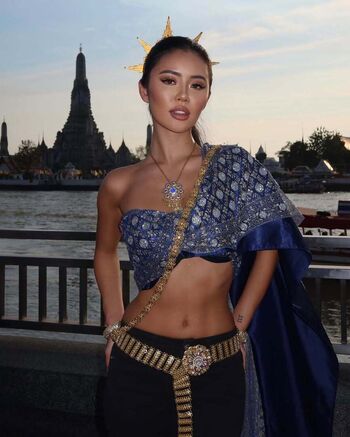 Elena Tsushima