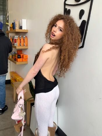 Eliana Kalogeras