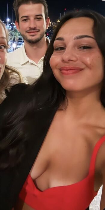 Elise_cm