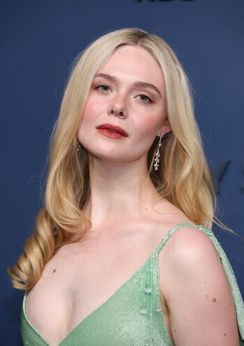 Elle Fanning