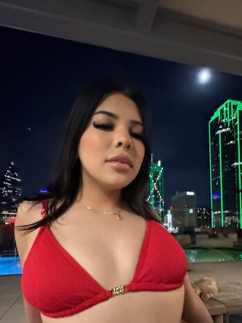elliexxxlove