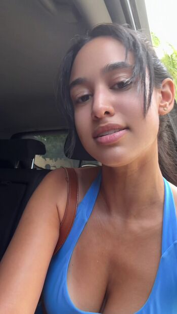 Emily Tosta