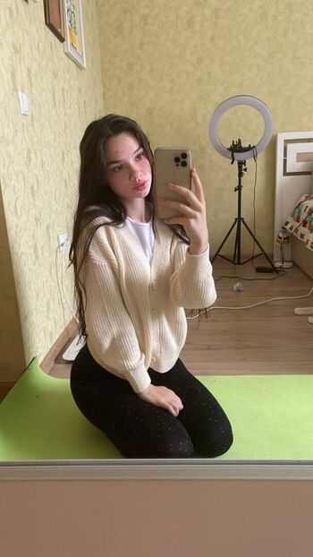 Eva Gros