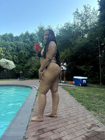 Exoticbosgurl