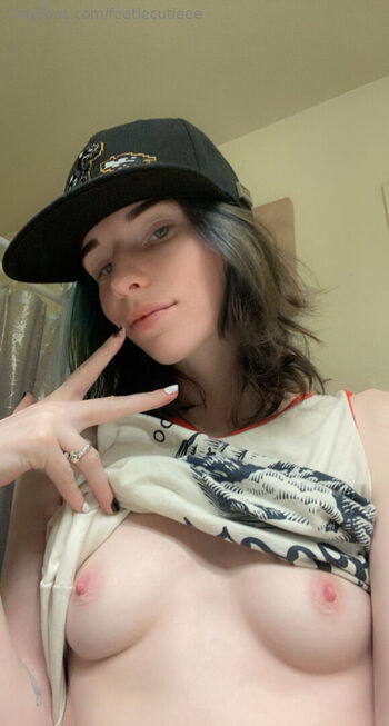 Feetiecutie