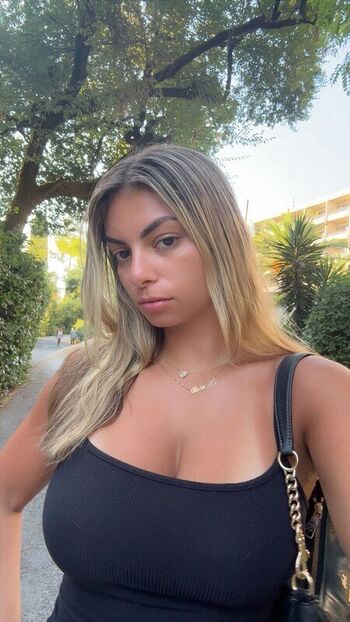 gaby_zola