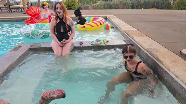 Girls Play