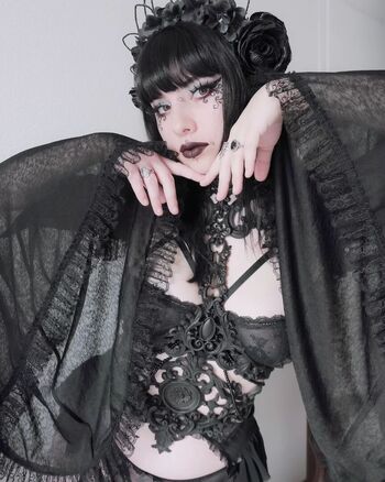gothbynight