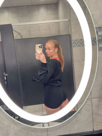 Hannah Woods