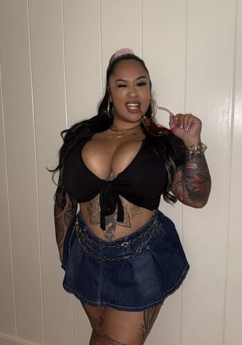 Hawaii Baddies