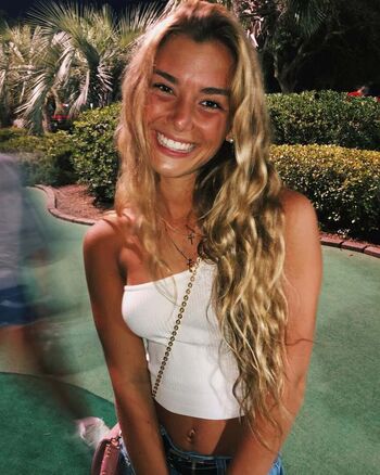 Hopie Schlenker