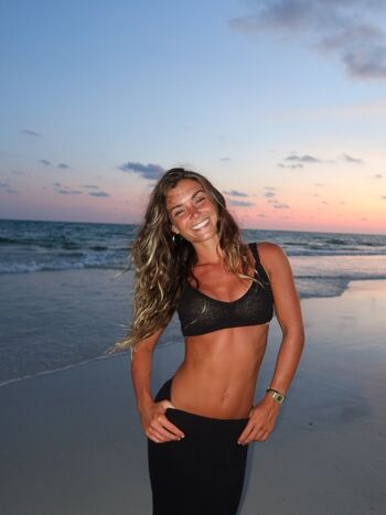 Hopie Schlenker
