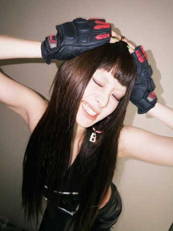 Huh Yunjin 허윤진