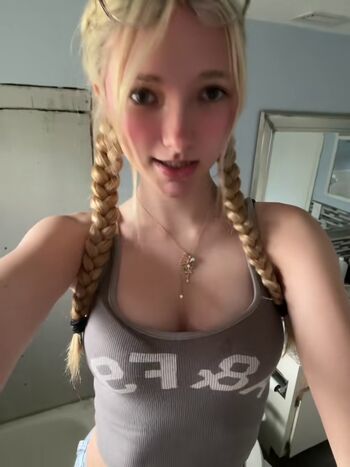 ilovebutterflieslolz123