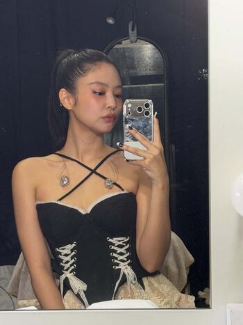 Jennie | BLΛƆKPIИK
