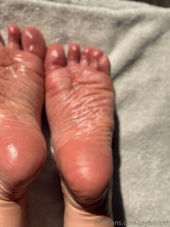 joyfullfeet