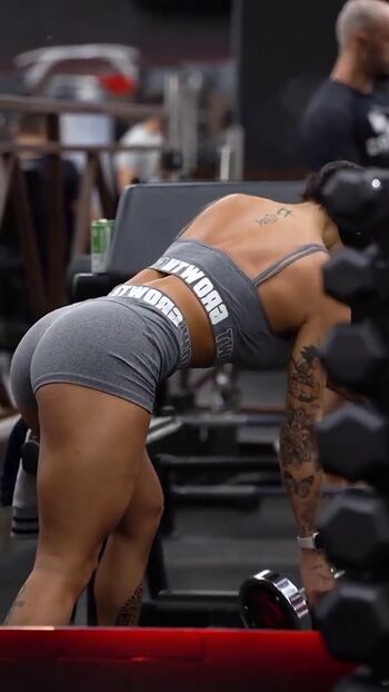 Jully Oliveira
