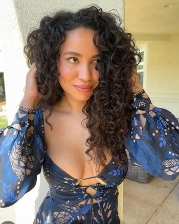 Jurnee Smollett