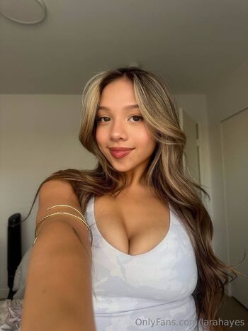 larahayes