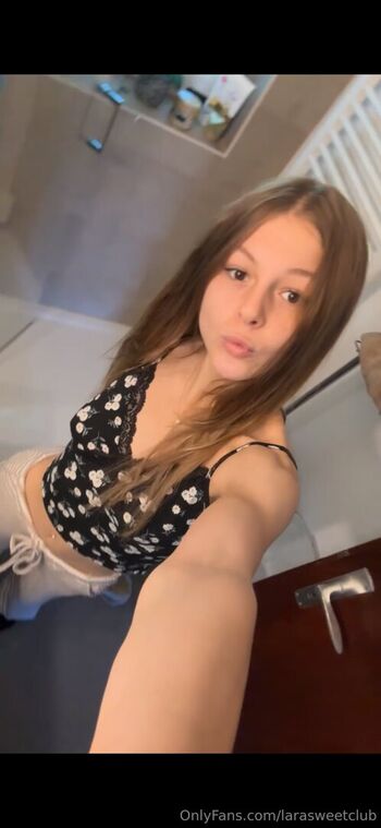 larasweetclub